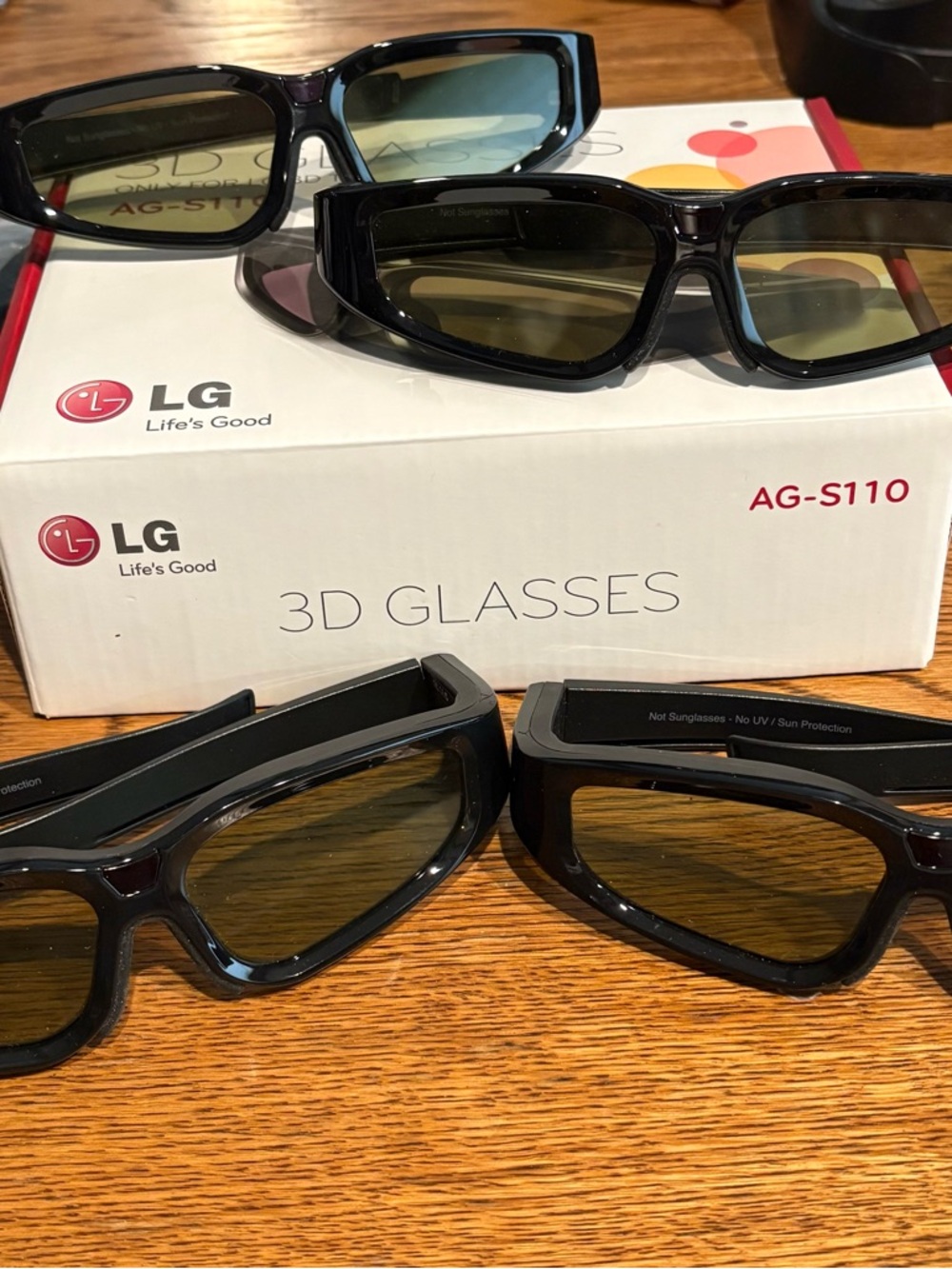 LG AG-S110 3D Glasses - 4 Pair